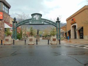 The Shops at Riverwoods